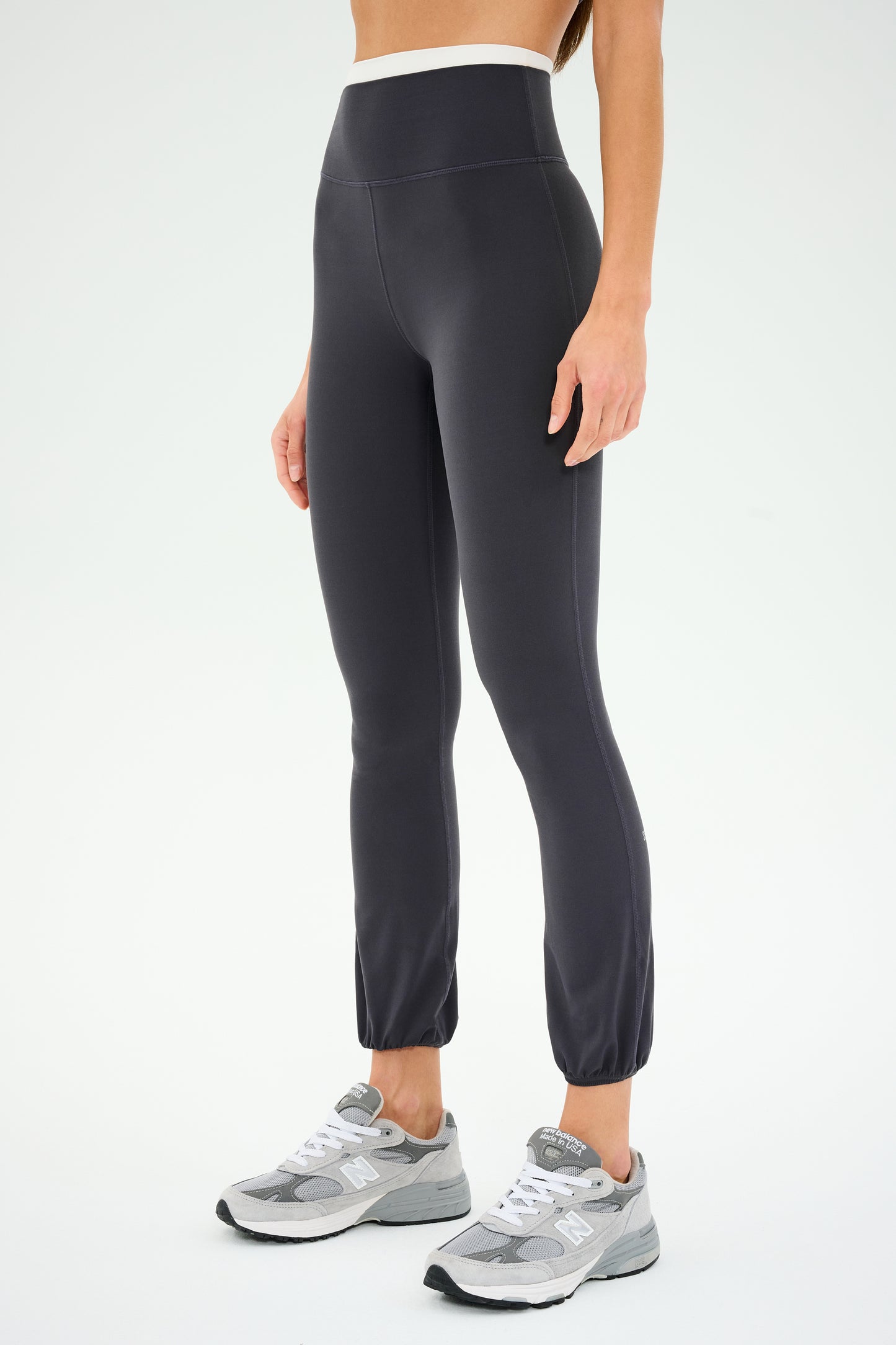 Icon Dual High Waist Airweight Legging - Graphite